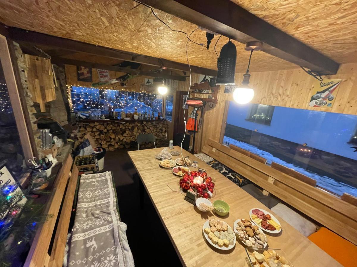 Wolf House Klinovec Hotel Loučná pod Klínovcem Екстериор снимка