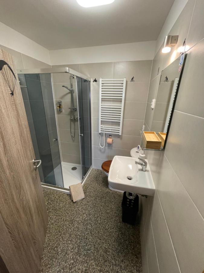 Wolf House Klinovec Hotel Loučná pod Klínovcem Екстериор снимка