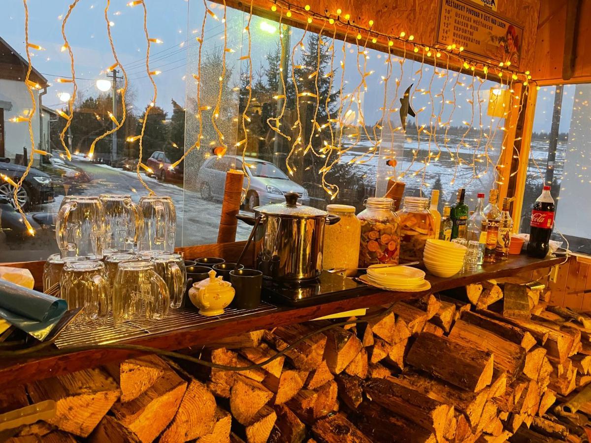 Wolf House Klinovec Hotel Loučná pod Klínovcem Екстериор снимка